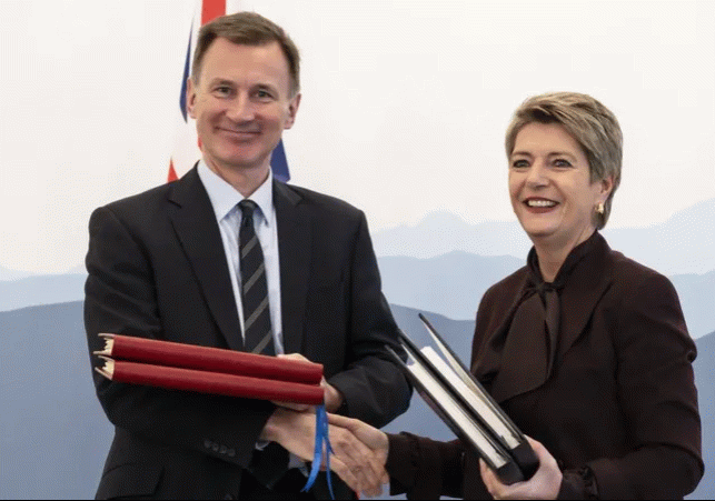 UK signs financial deal with Switzerland