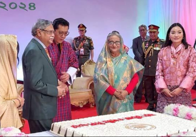রাষ্ট্রপতির সংবর্ধনা অনুষ্ঠানে শেখ হাসিনা ও ওয়াংচুক