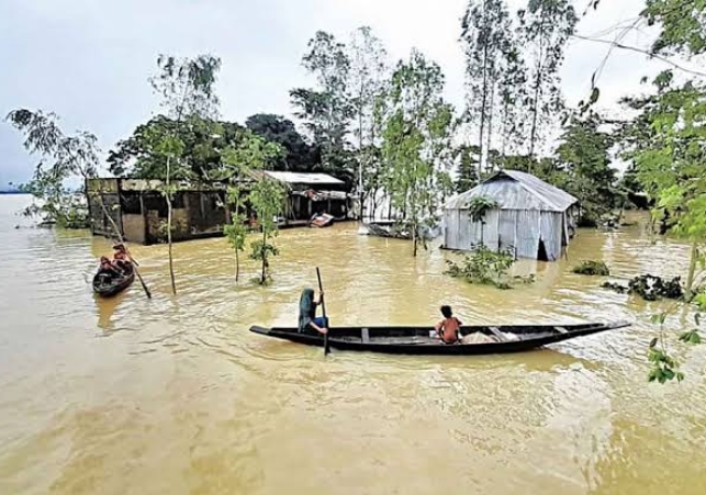 দুর্যোগে বাস্তুচ্যুত