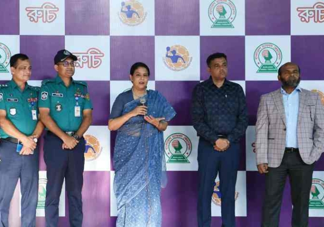রিজওয়ানা ২৫